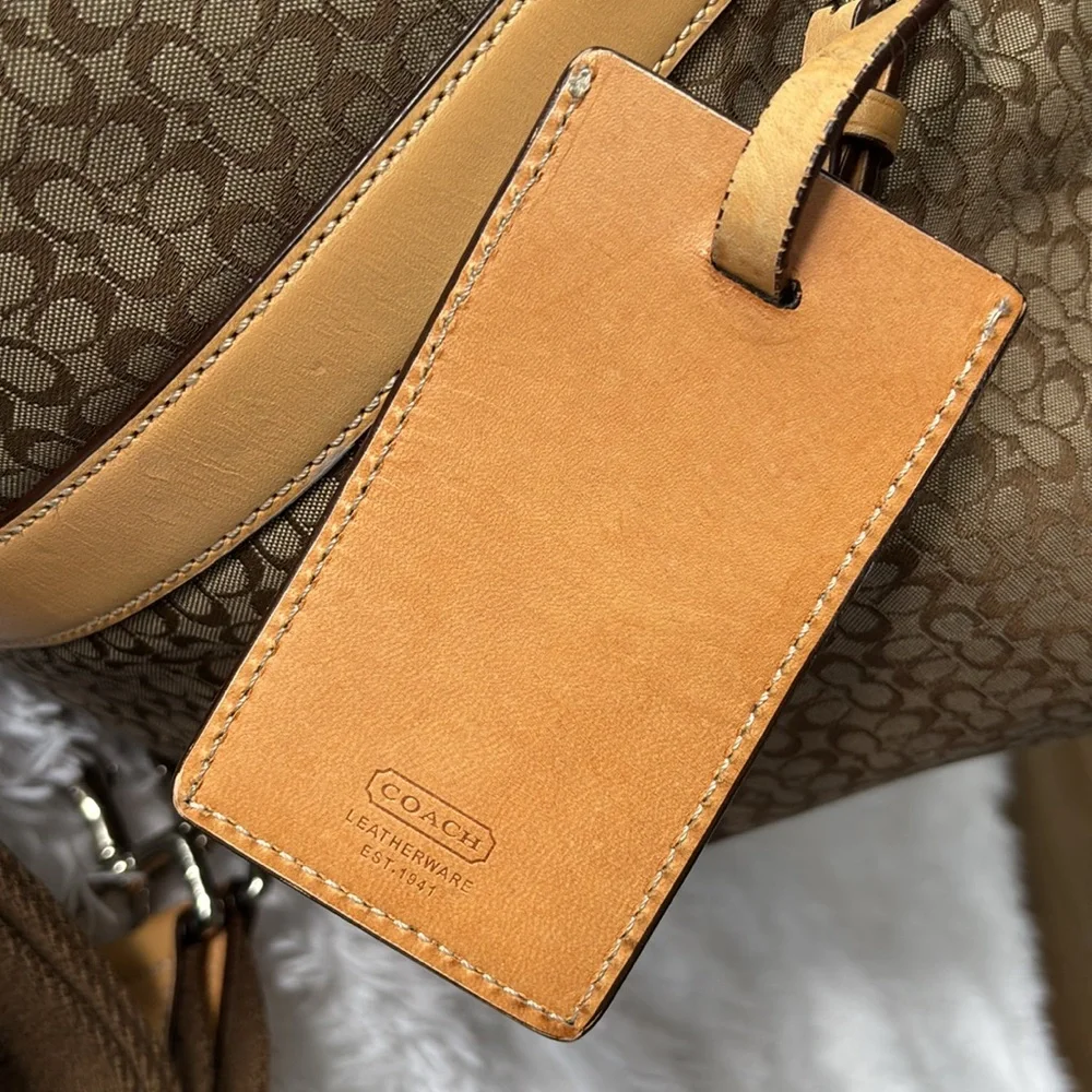Coach Vintage Signature C Canvas & Vachetta Leather Travel Bag - Picture 2 of 16